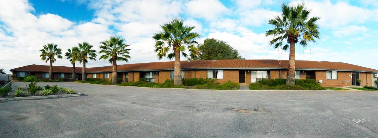 Intown Apartments Geraldton Exterior foto